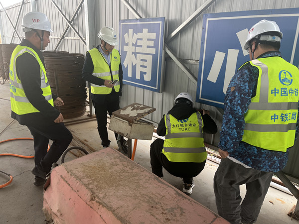 1732150378863860.jpg 826363d4b8c30f57498eb5b0c34d118_副本.jpg